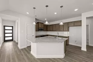 1640 Mdw Crst Dr, Aubrey, TX 76227 - Photo 3