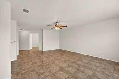 1603 Wavecrest Drive, Glenn Heights, TX 75154 - Photo 17