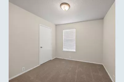 1603 Wavecrest Drive, Glenn Heights, TX 75154 - Photo 9