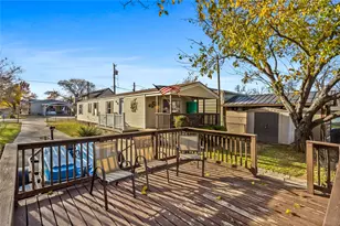 3415 Tahitian Ct, Granbury, TX 76048 - Photo 7