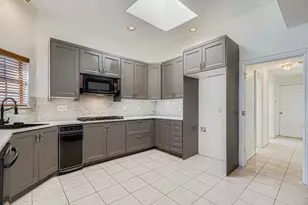 2210 Club Creek Cir, Garland, TX 75043 - Photo 11