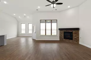 124 Lila Lk Dr, Waxahachie, TX 75165 - Photo 7