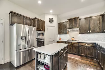 15404 Pioneer Bluff Trail, Fort Worth, TX 76262 - Photo 17