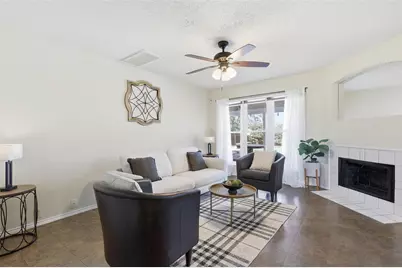 848 Stafford Station Drive, Saginaw, TX 76131 - Photo 3