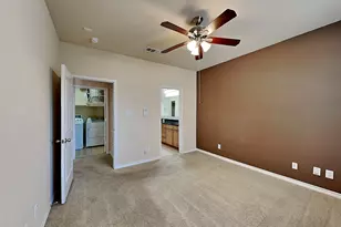 950 Henderson St, Fort Worth, TX 76102 - Photo 9