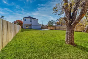 3639 Pueblo St, Dallas, TX 75212 - Photo 35