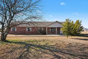 9313 Alabama St, Joshua, TX 76058 - Photo 3