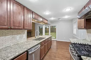 238 S Horne St, Duncanville, TX 75116 - Photo 7