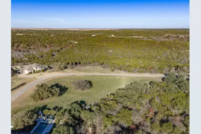 8524 Crichton Court, Cleburne, TX 76033 - Photo 11