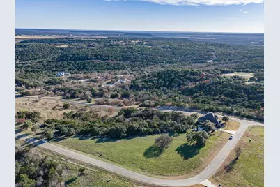 8524 Crichton Court, Cleburne, TX 76033 - Photo 15