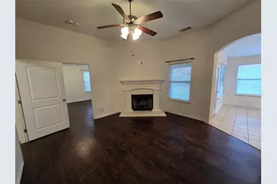 124 Bridlewood Street, Azle, TX 76020 - Photo 11