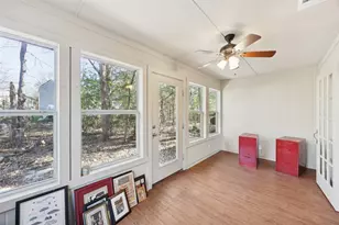 378 Eastshore Dr, Wills Point, TX 75169 - Photo 9