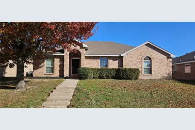 2120 Stonewood Drive, Lancaster, TX 75134 - Photo 1