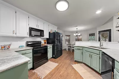 112 Topaz Circle, Hewitt, TX 76643 - Photo 7