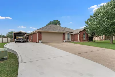 112 Topaz Circle, Hewitt, TX 76643 - Photo 3