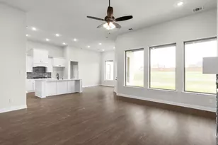 108 Lila Lk Dr, Waxahachie, TX 75165 - Photo 9