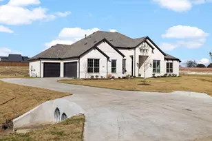 108 Lila Lk Dr, Waxahachie, TX 75165 - Photo 3