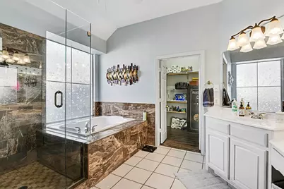 8421 Parkdale Drive, North Richland Hills, TX 76182 - Photo 21