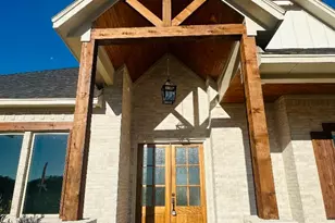 219 Salt Crk Ct, Weatherford, TX 76087 - Photo 3