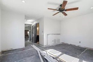 2915 Fakes Dr, Dallas, TX 75224 - Photo 17