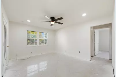 2915 Fakes Drive, Dallas, TX 75224 - Photo 9