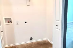 905 W 7th St, Bonham, TX 75418 - Photo 7