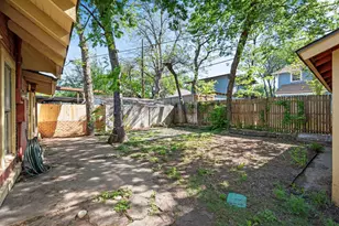 1715 College Ave, Fort Worth, TX 76110 - Photo 37