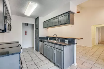 6913 Sierra Drive, North Richland Hills, TX 76180 - Photo 5