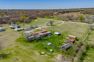 528 Stonegate Dr, Paradise, TX 76073 - Photo 13