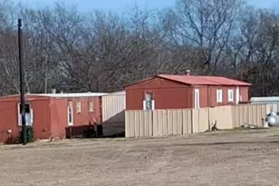 528 Stonegate Dr, Paradise, TX 76073 - Photo 5