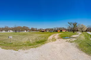 528 Stonegate Dr, Paradise, TX 76073 - Photo 29