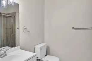 102 E Bayside Dr, Mabank, TX 75156 - Photo 13