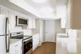 7254 Cloverglen Dr, Dallas, TX 75249 - Photo 5