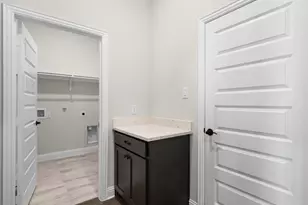 128 Lila Lk Dr, Waxahachie, TX 75165 - Photo 23