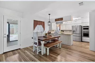 3225 Emerald Street, Bedford, TX 76021 - Photo 11