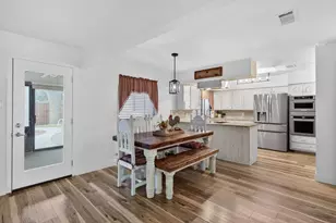 3225 Emerald St, Bedford, TX 76021 - Photo 11