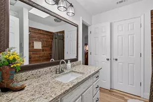 3225 Emerald St, Bedford, TX 76021 - Photo 21