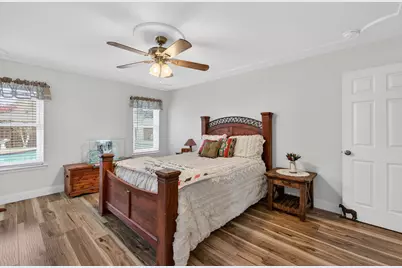 3225 Emerald Street, Bedford, TX 76021 - Photo 25