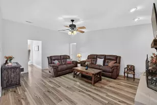 3225 Emerald St, Bedford, TX 76021 - Photo 9