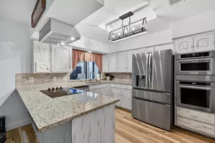 3225 Emerald St, Bedford, TX 76021 - Photo 15