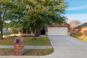 207 Commonwealth Cir, Waxahachie, TX 75165 - Photo 29