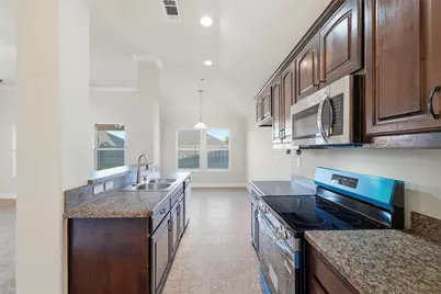 207 Commonwealth Circle, Waxahachie, TX 75165 - Photo 11