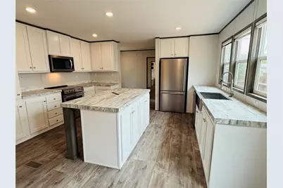 3001 Elmwood Drive, Granbury, TX 76048 - Photo 5