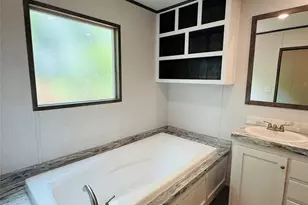 3003 Elmwood Dr, Granbury, TX 76048 - Photo 7