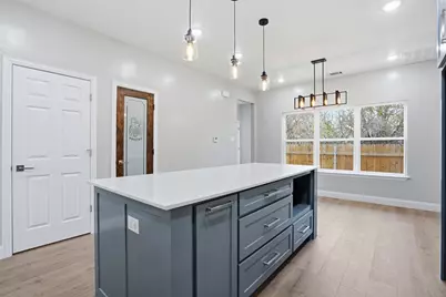 5529 Mercedes Circle, Granbury, TX 76048 - Photo 11