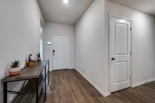 812 Primrose Ln, Pilot Point, TX 76258 - Photo 3