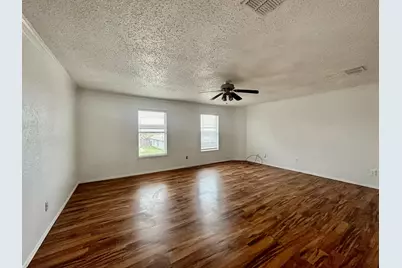 5437 New Castleton Lane, Fort Worth, TX 76135 - Photo 13