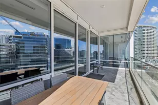 2408 Victory Park Ln, Dallas, TX 75219 - Photo 27