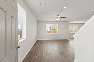 9964 Dynamics Dr, Fort Worth, TX 76131 - Photo 3