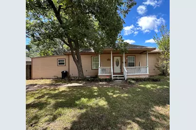 301 W Austin Avenue, Cooper, TX 75432 - Photo 1